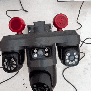 3 عدسات مستقلة